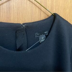 NWOT Ann Taylor fitted dark navy dress. Size 00p.